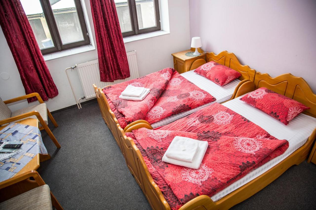 Hotel U Mesta Prahy Nachod Exterior photo