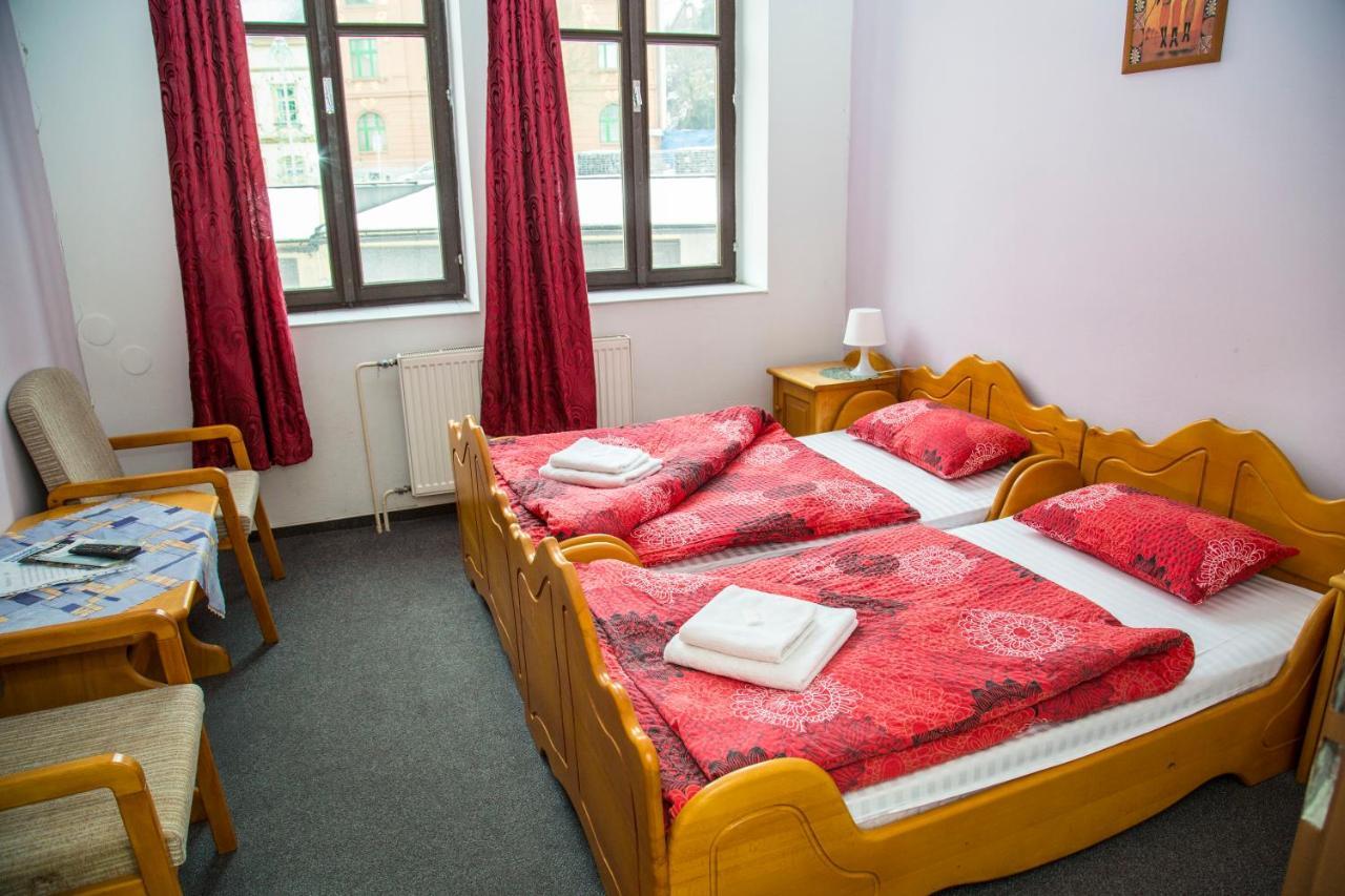 Hotel U Mesta Prahy Nachod Exterior photo