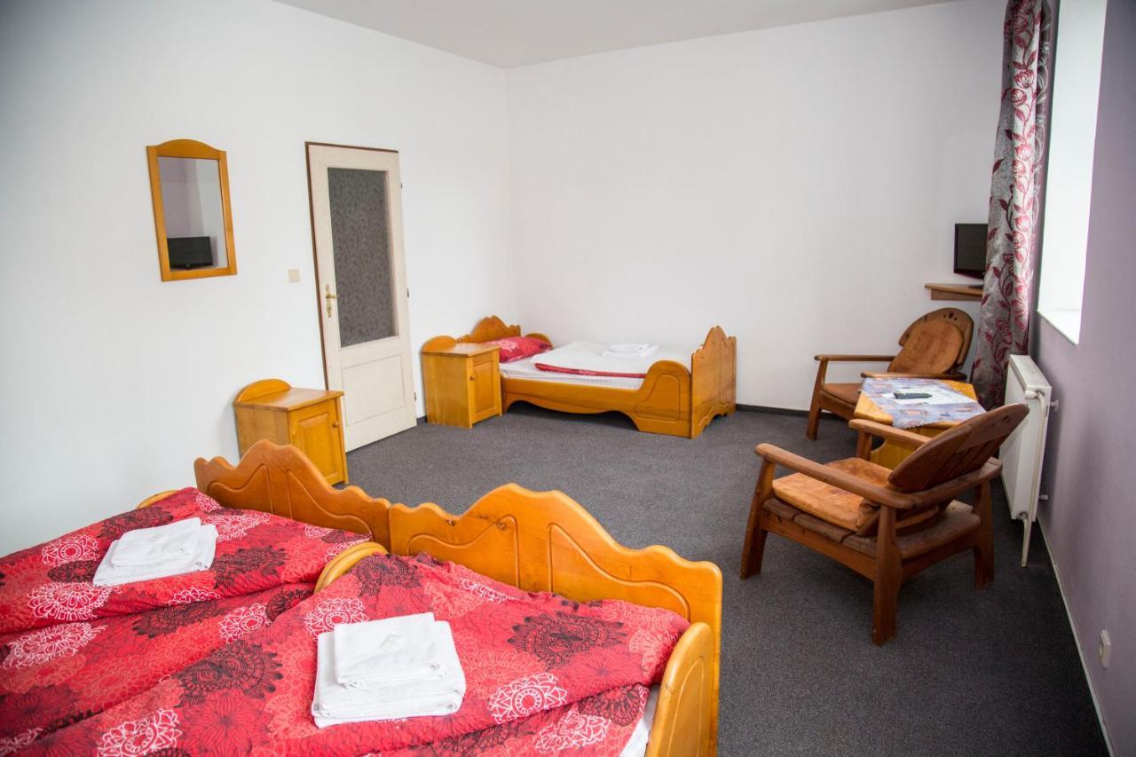 Hotel U Mesta Prahy Nachod Exterior photo